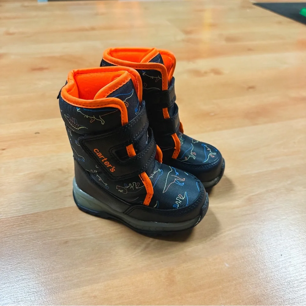 Carters Navy & Orange Grady Light Up Dinosaur Graphic Snow Boots Toddler Size 5